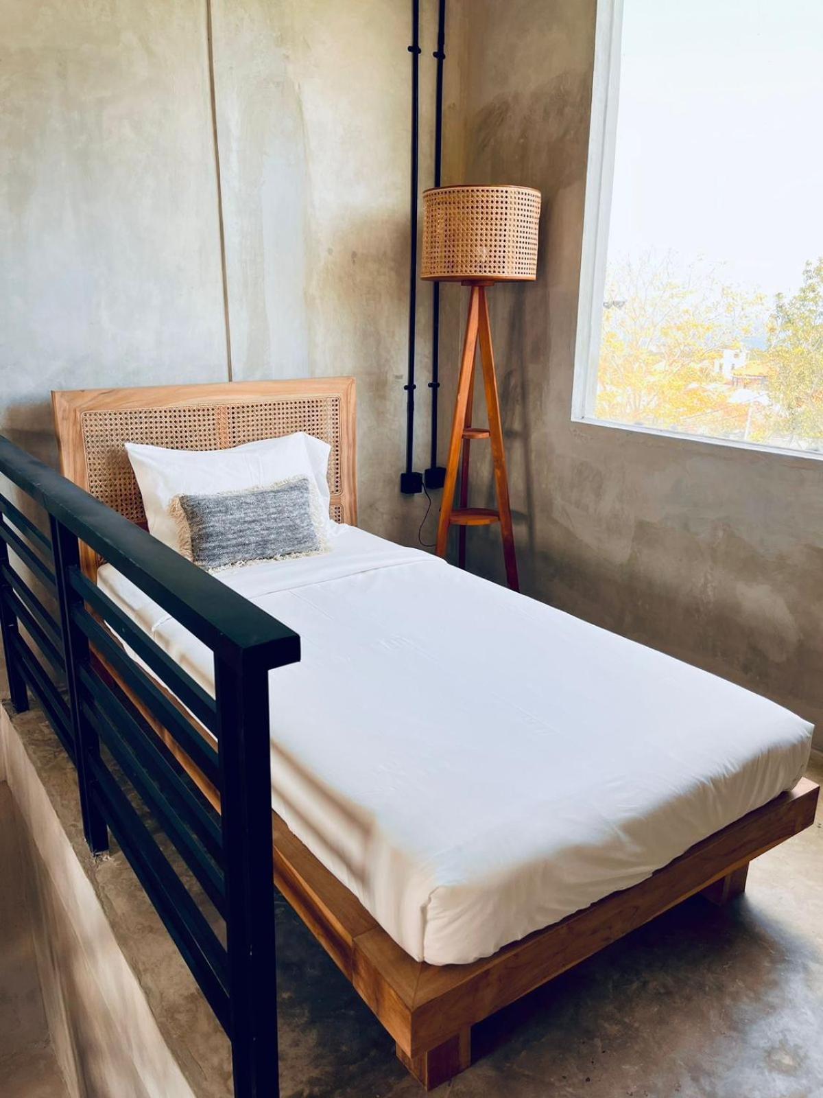 Hotel Salty Prana Retreat Center Uluwatu Zewnętrze zdjęcie