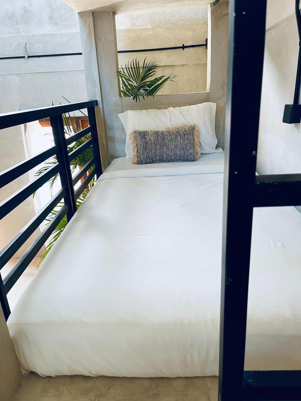 Hotel Salty Prana Retreat Center Uluwatu Zewnętrze zdjęcie